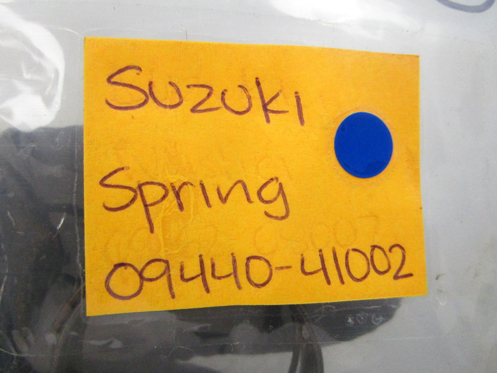 NEW OEM 09440-41002 Suzuki Spring 0810