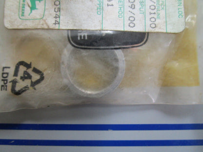 *NEW OEM* 0820 John Deere Spacer R72288