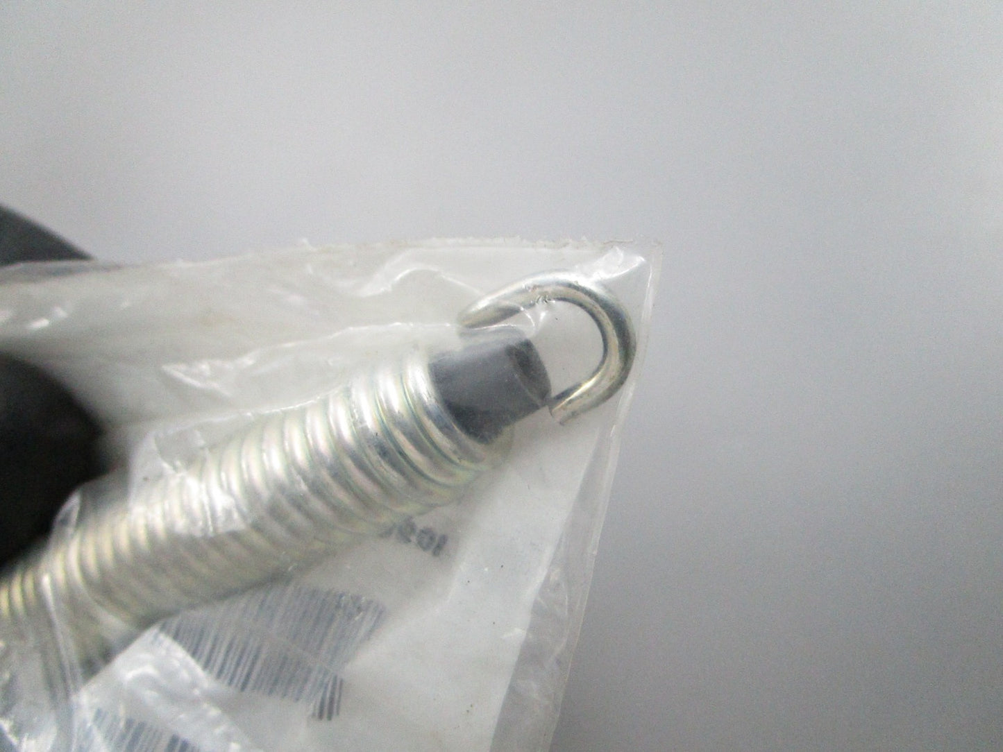 NEW OEM Honda 75185-VE1-G00 Spring 0810