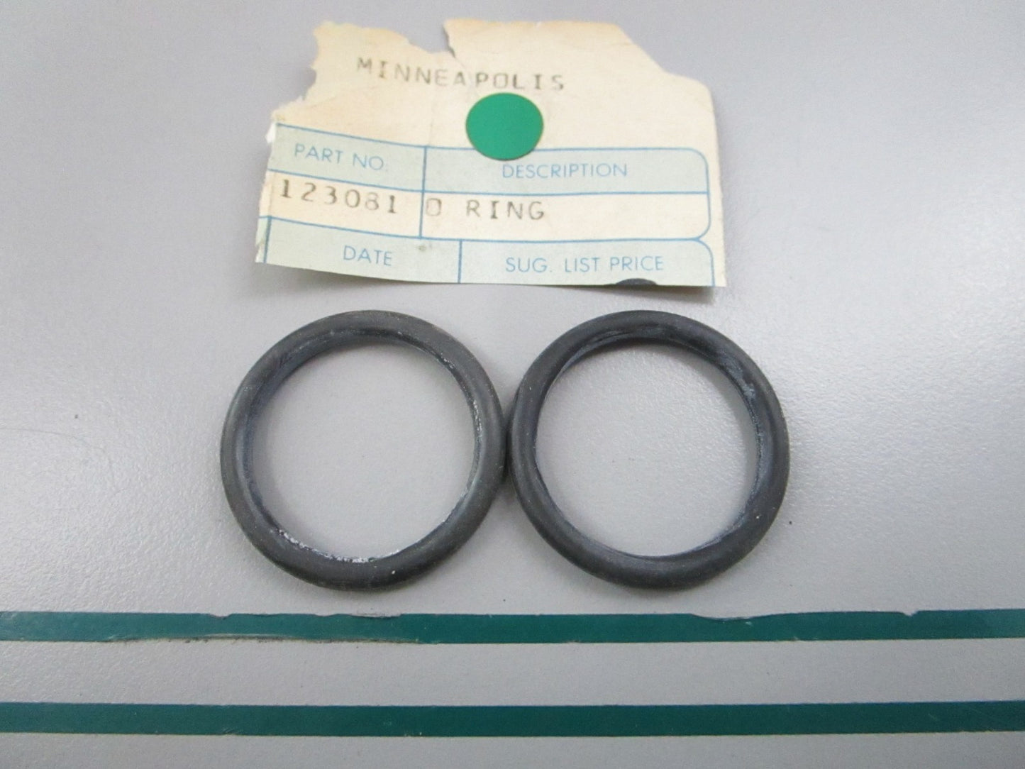 NEW OEM (LOT OF 2) 370160 0370160 OMC Johnson Evinrude O-Ring 0810