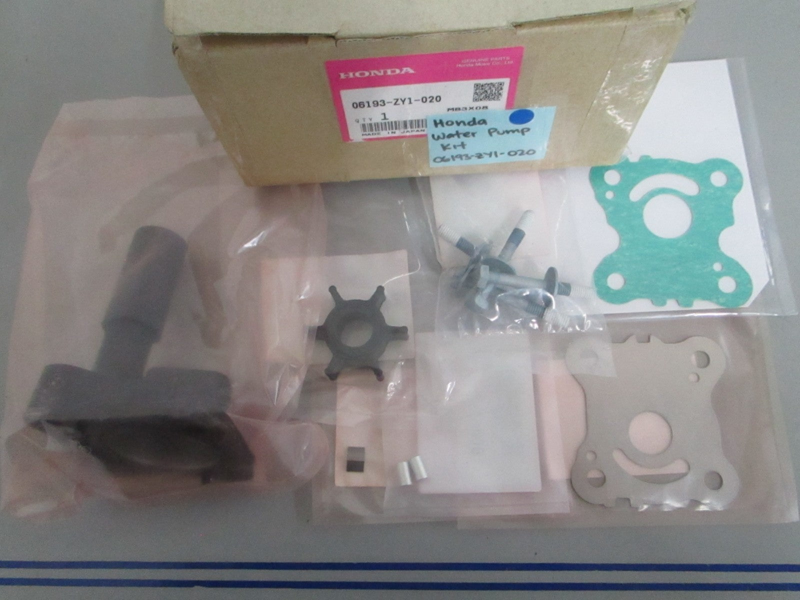 NEW OEM 06193-ZY1-020 Honda Water Pump Kit 0820
