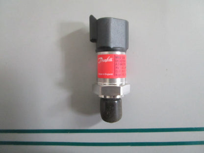 NEW OEM AT443796 John Deere Hydraulic Pump Pressure Sensor 0820