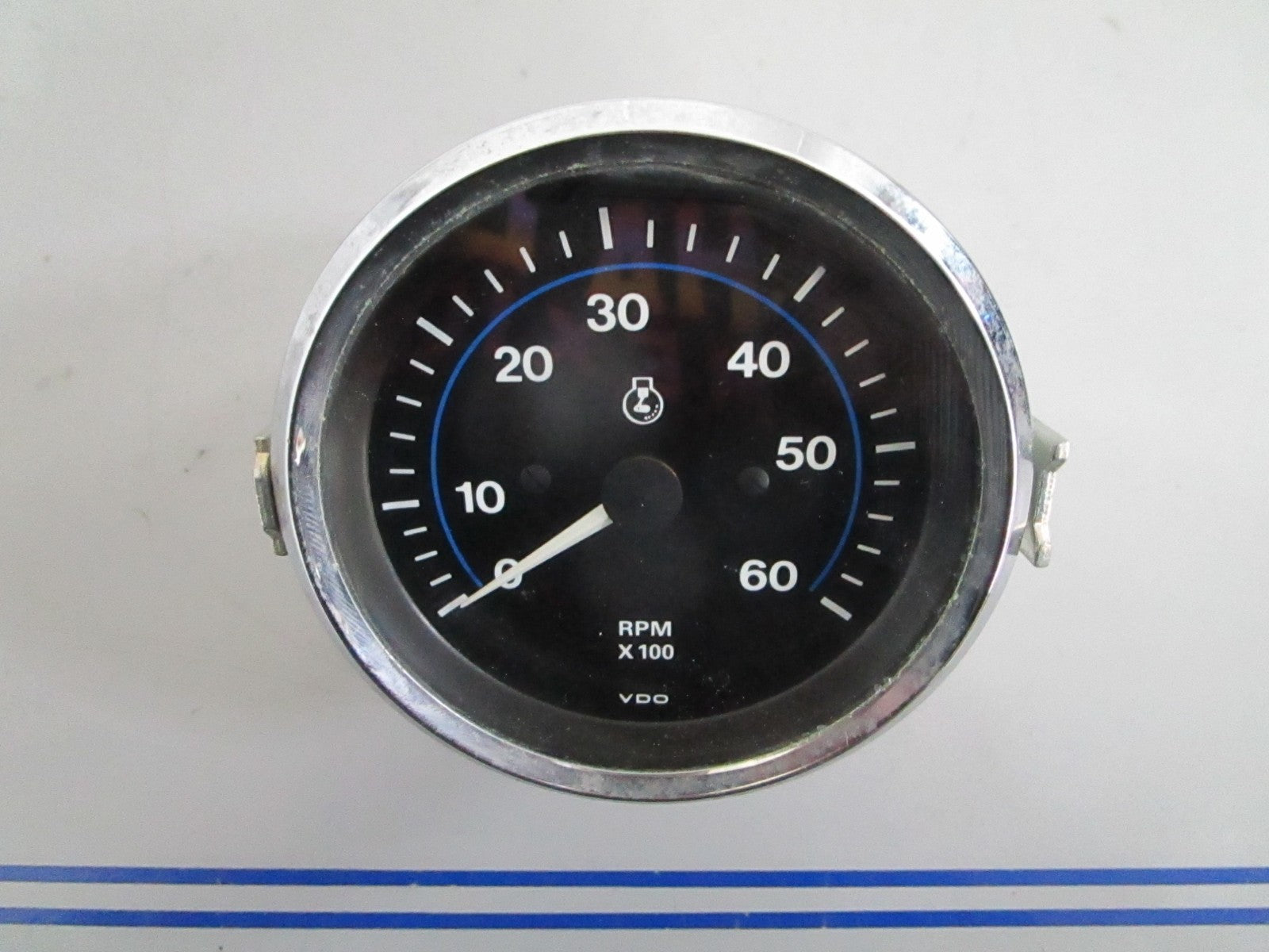 NEW OEM 1211015069A VDO 0-6000RPM Tachometer 0820