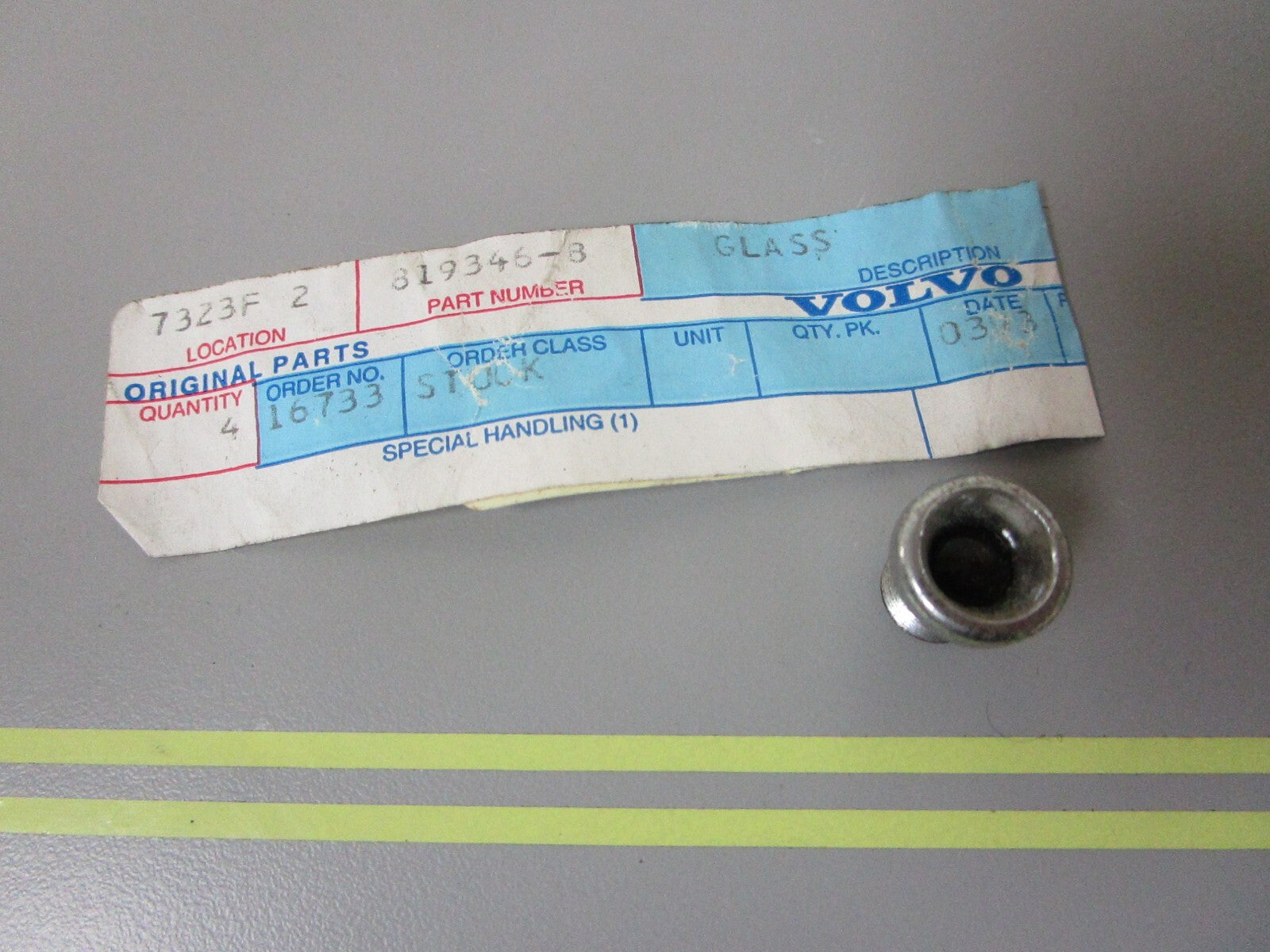 *NEW OEM* 0810 Volvo Penta Panel Glass 819346