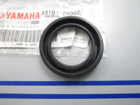NEW OEM 93101-28002-00 Yamaha Oil Seal 0810