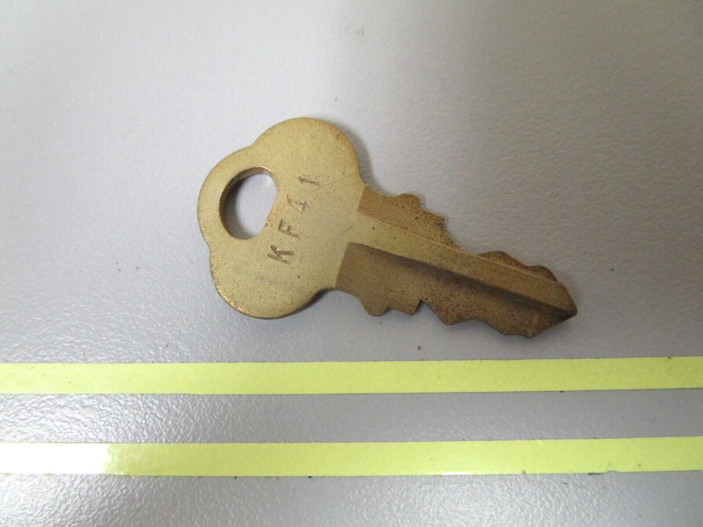*NEW OEM* 0750 OMC Johnson Evinrude IGNITION KEY KF41  501556 0501556