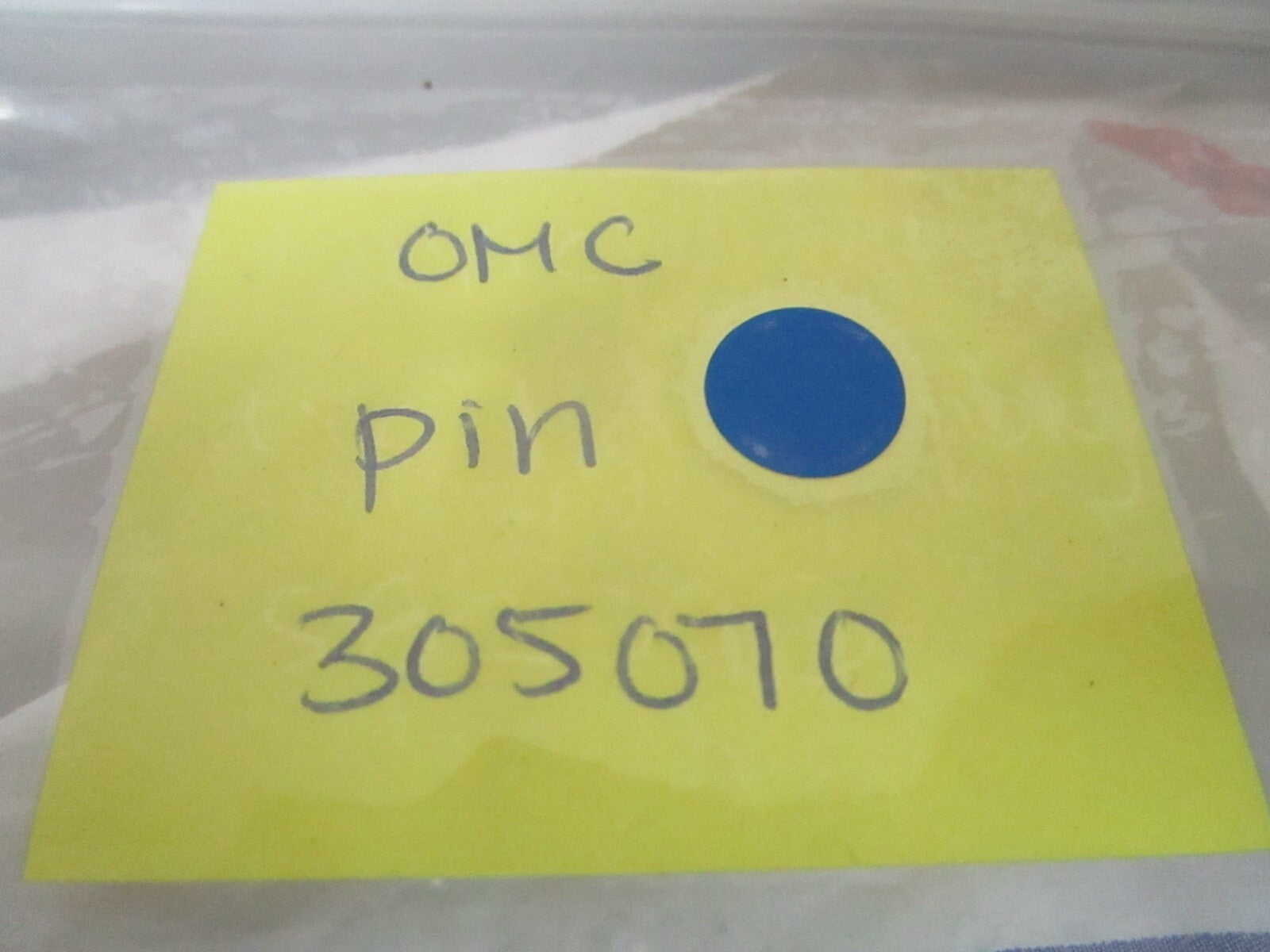 *NEW OEM* 0810 OMC Johnson Evinrude Pin 305070 0305070