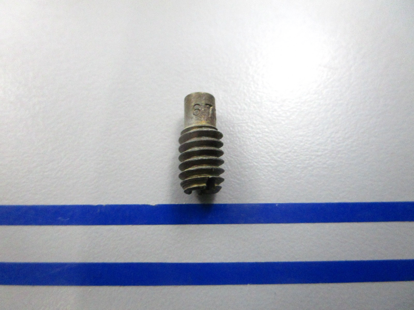 NEW OEM 317183 0317183 OMC Johnson Evinrude 67C Orifice Plug 0810