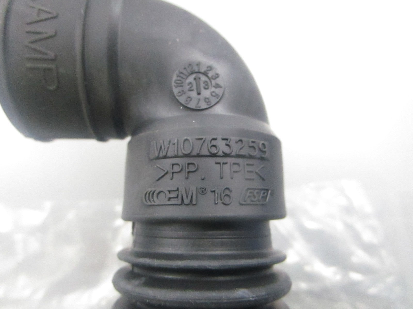 *NEW OEM* 0810 Whirlpool Hose W10802689