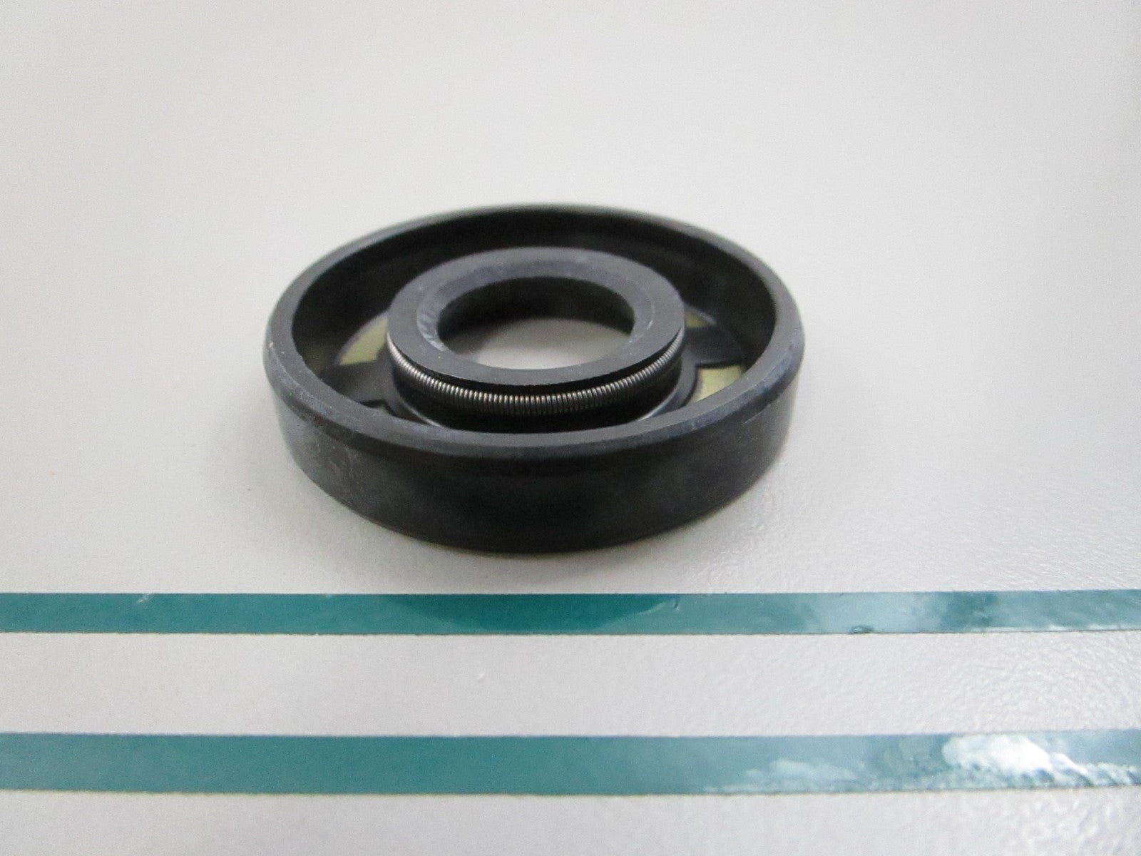 NEW OEM 3F0-00122-0 3F0001220 Tohatsu Oil Seal 0810