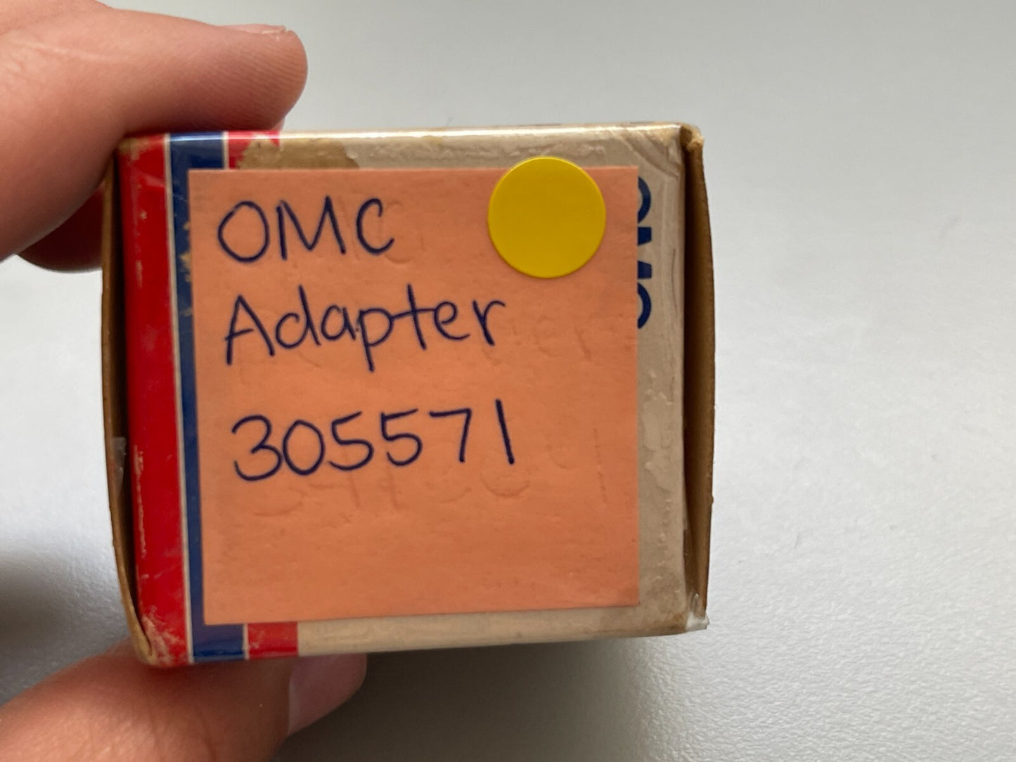 *NEW OEM* 0810 OMC Johnson Evinrude Adapter 305571 0305571