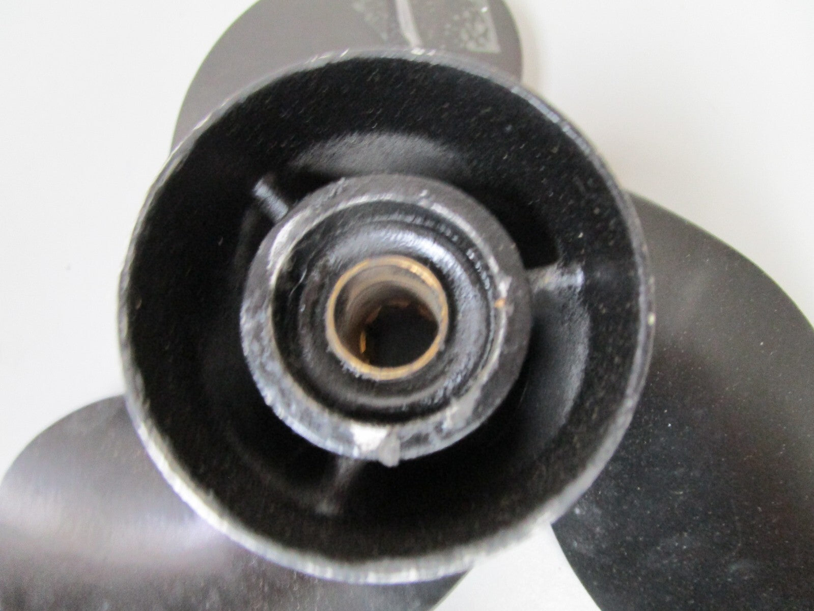 *NEW OEM* 0720 Mercury Quicksilver 8 Spline 8.9 x 9 Propeller