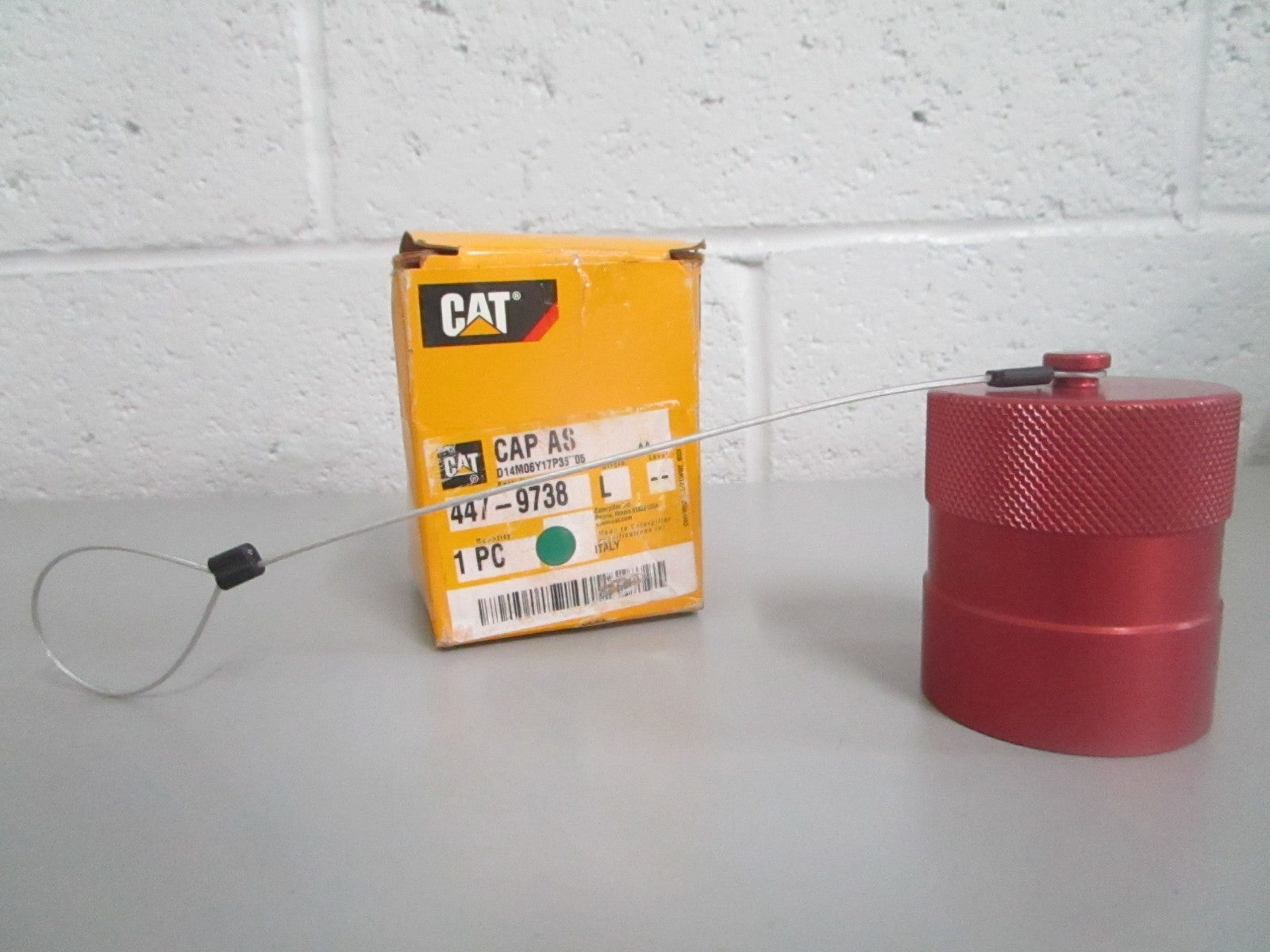 Caterpillar 447-9738 Cap Assy Heavy Equipment NEW OEM 0820