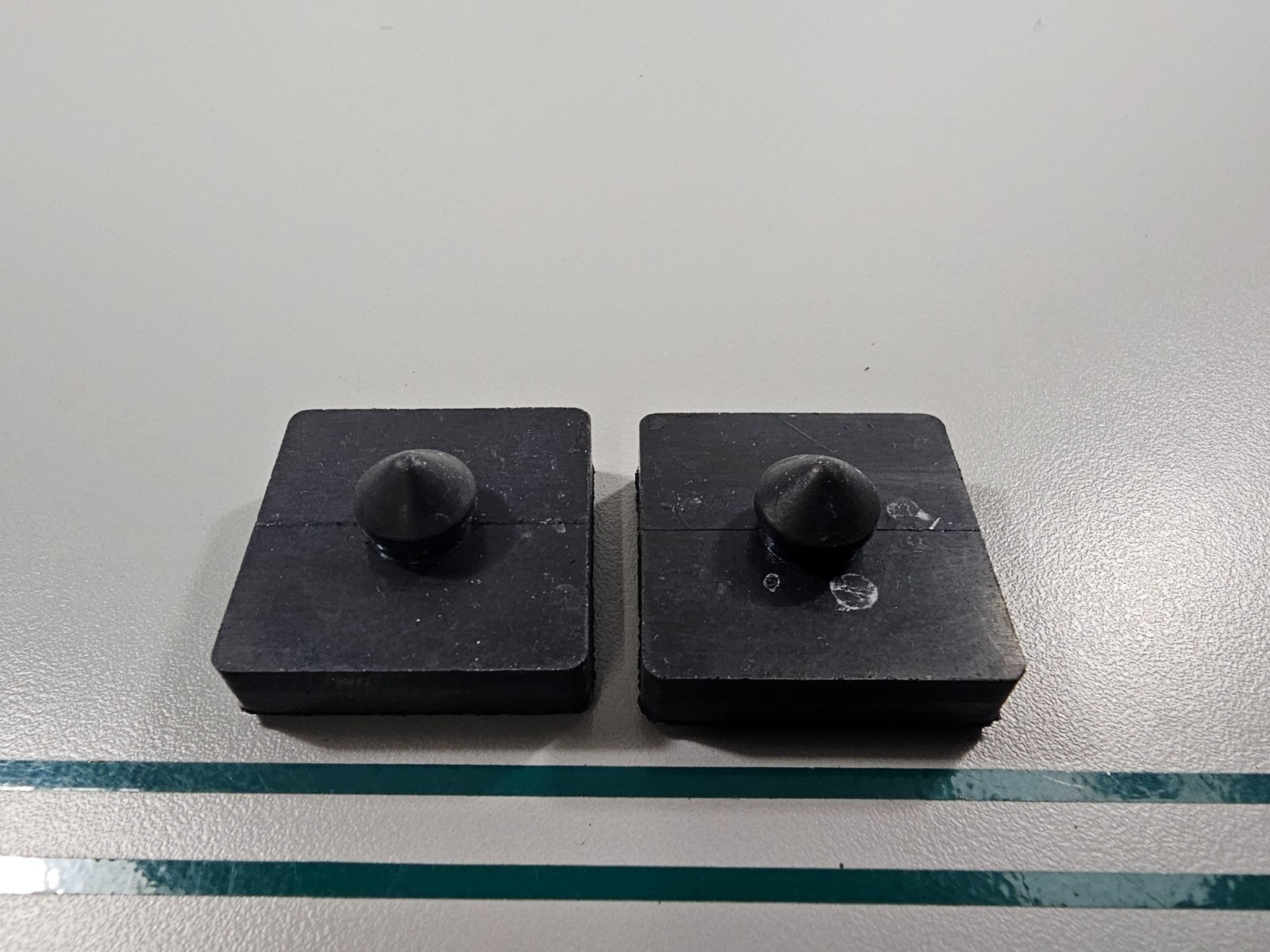 NEW OEM (LOT OF 2) 92075-1882 Kawasaki Damper 0810