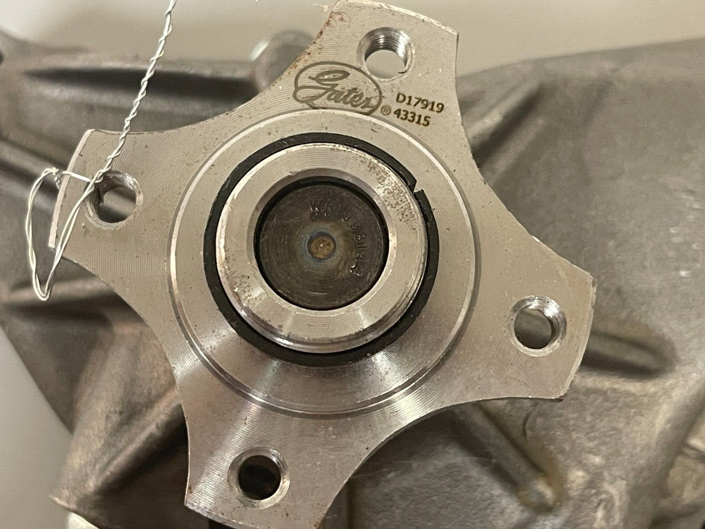 *NEW OEM* 0720 Gates Water Pump Assembly 43315