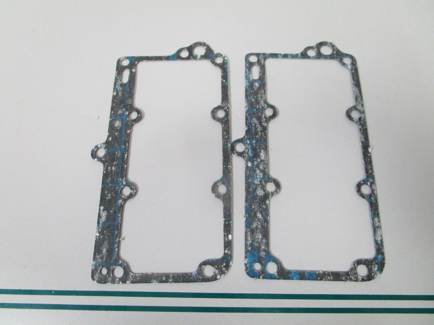 NEW OEM (LOT OF 2) 304716 0304716 OMC Johnson Evinrude Exhaust Cover Gasket 0810