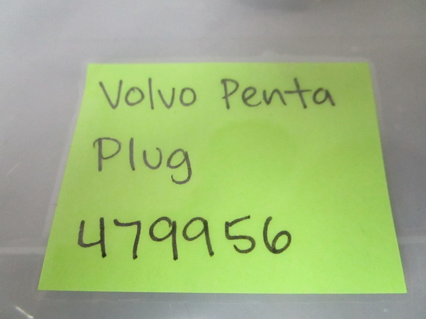 *NEW OEM* 0810 Volvo Penta Plug 479956
