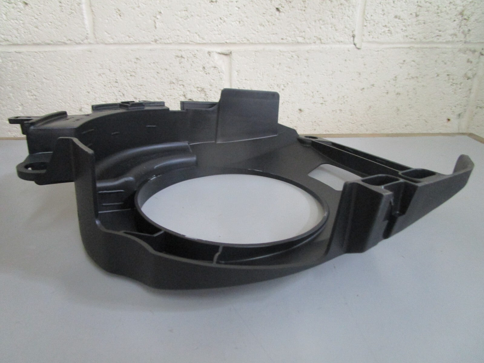 *NEW OEM* 0820 OMC Johnson Evinrude Flywheel Cover 354051 0354051