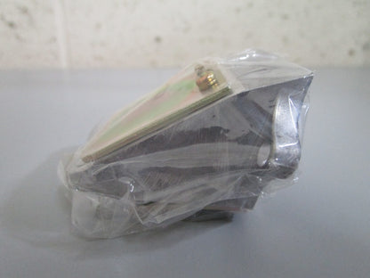 *NEW OEM* 0820 OMC Johnson Evinrude Reed Box Ay 438611 0438611