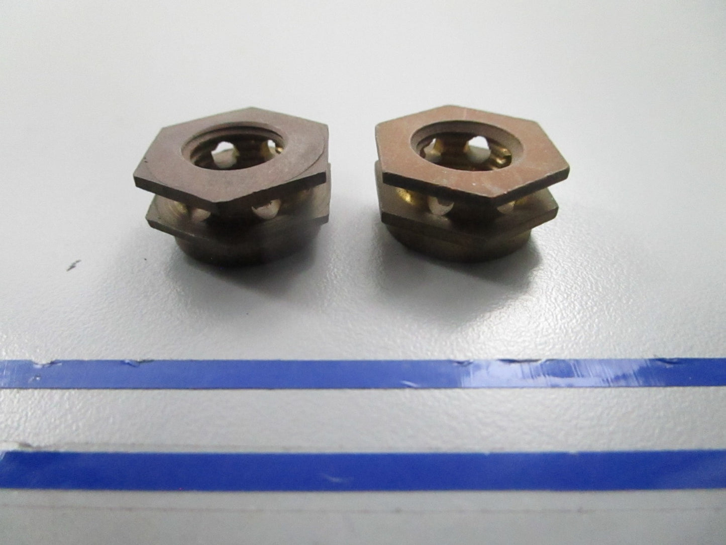 *NEW OEM* (LOT OF 2) 0810 OMC Johnson Evinrude Prop Nut 203829 0203829