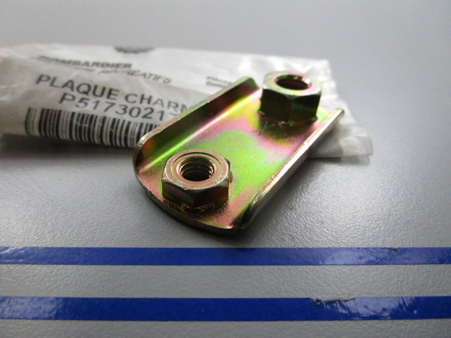 *NEW* 0810 Ski-Doo Hinge Plate 517302176