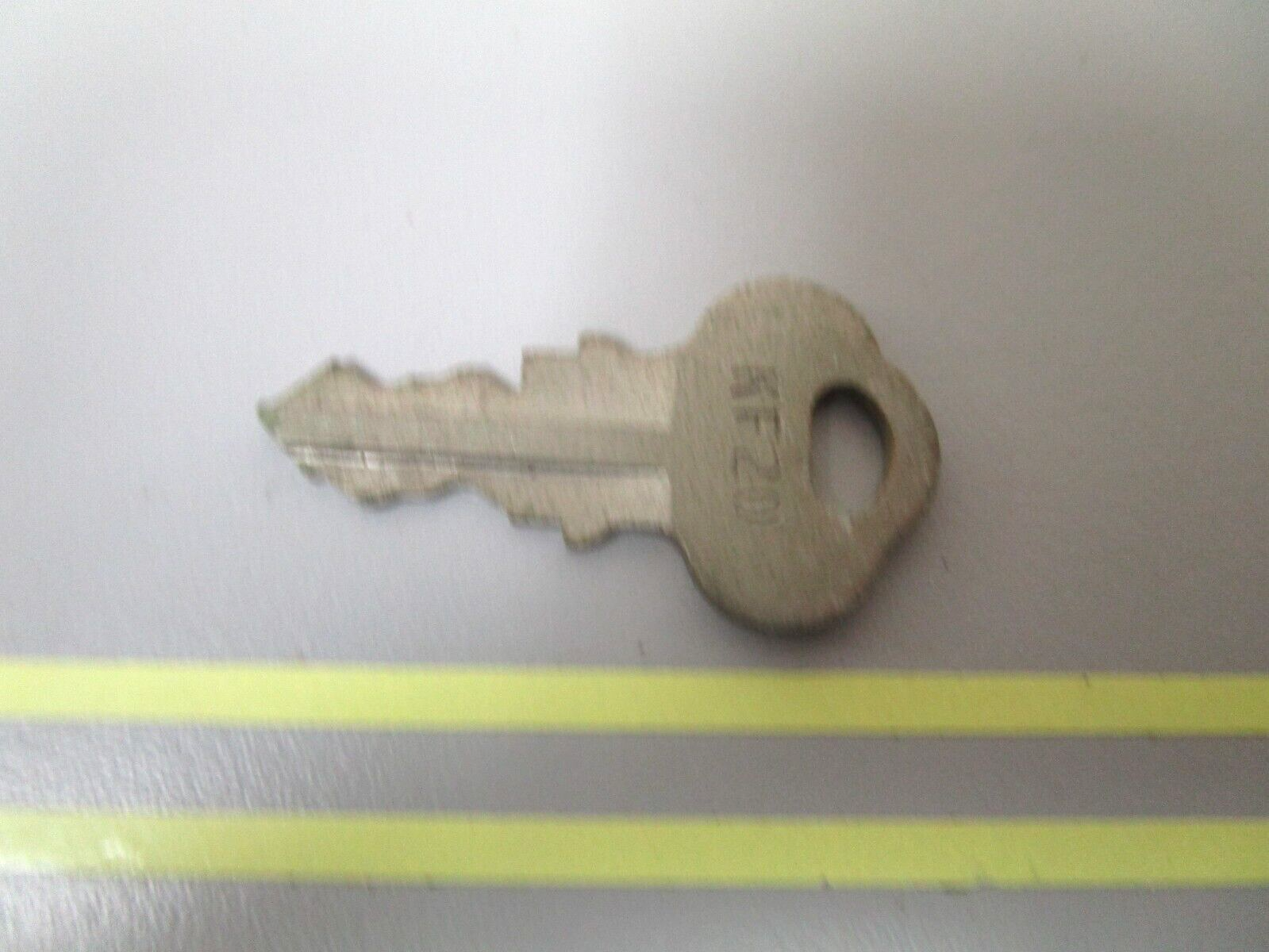 *NEW OEM* 0750 OMC Johnson Evinrude IGNITION KEY KF20  501535 0501535