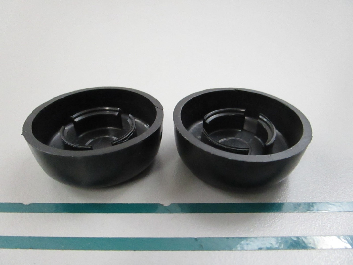 NEW OEM (LOT OF 2) 3857522 Volvo Penta Cap 0810