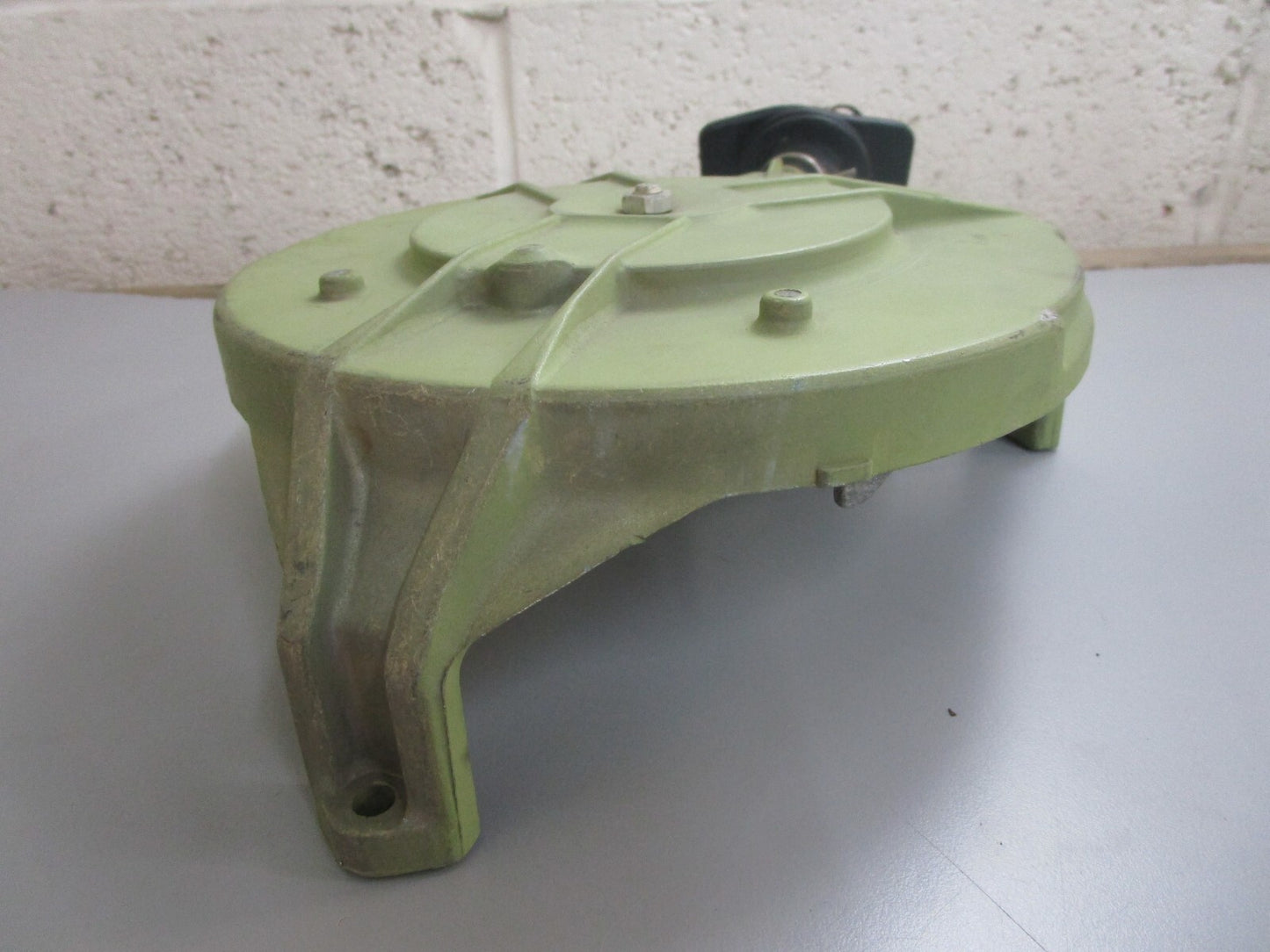 *NEW OEM* 0820 OMC Johnson Evinrude Rewind Starter Ay 384427 0384427
