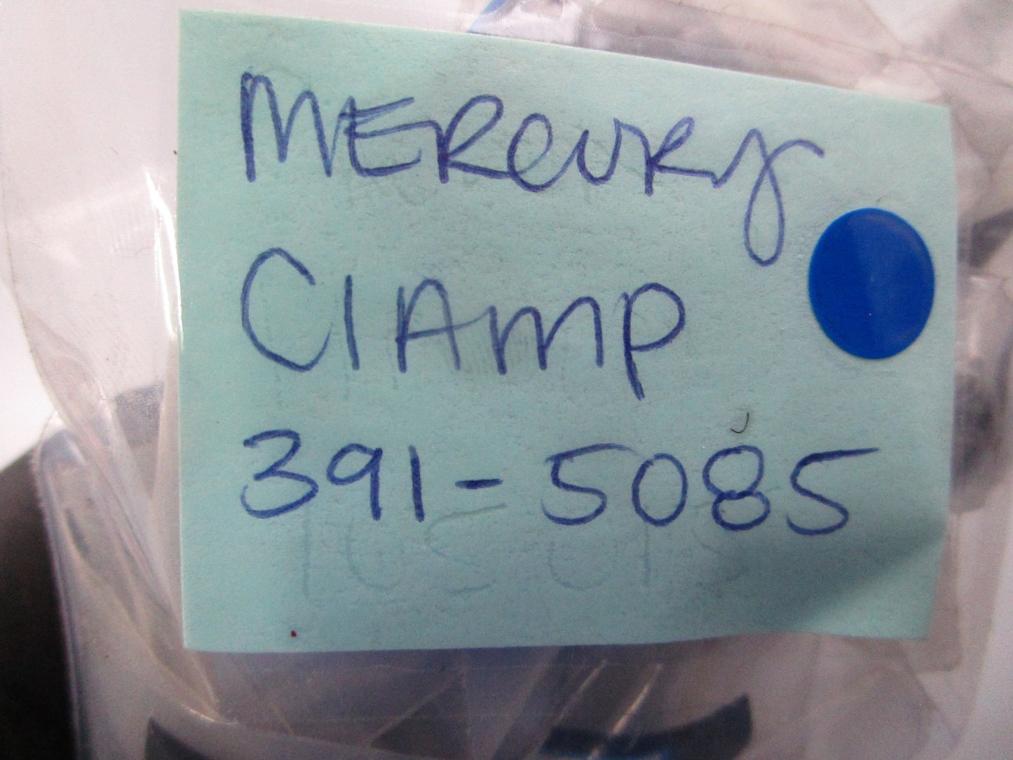 *NEW OEM* (LOT OF 2) 0810 Mercury Quicksilver Clamp 391-5085