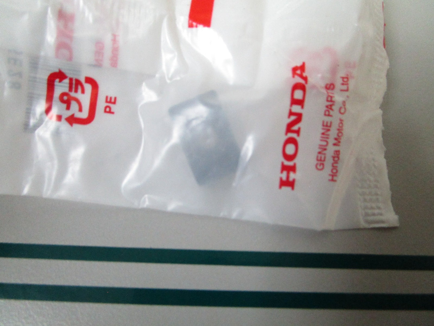 NEW OEM 90306-S9V-000 Honda Hinge Nut 0810