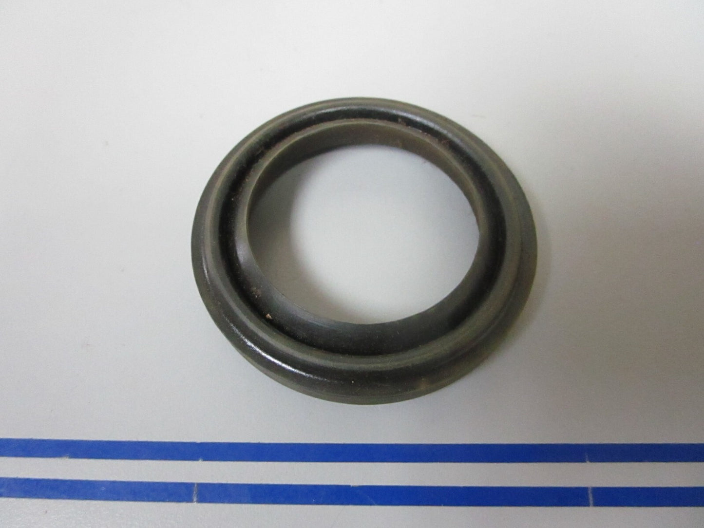 *NEW OEM* 0810 Mercury Quicksilver Oil Seal 26-20446