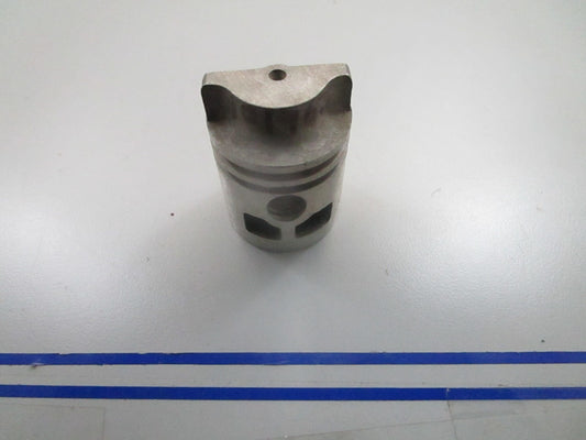 *NEW OEM* 0810 OMC Johnson Evinrude Piston 101963 0101963