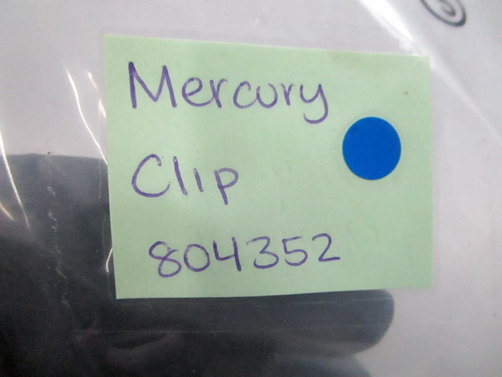 *NEW OEM* 0810 Mercury Quicksilver Clip 804352