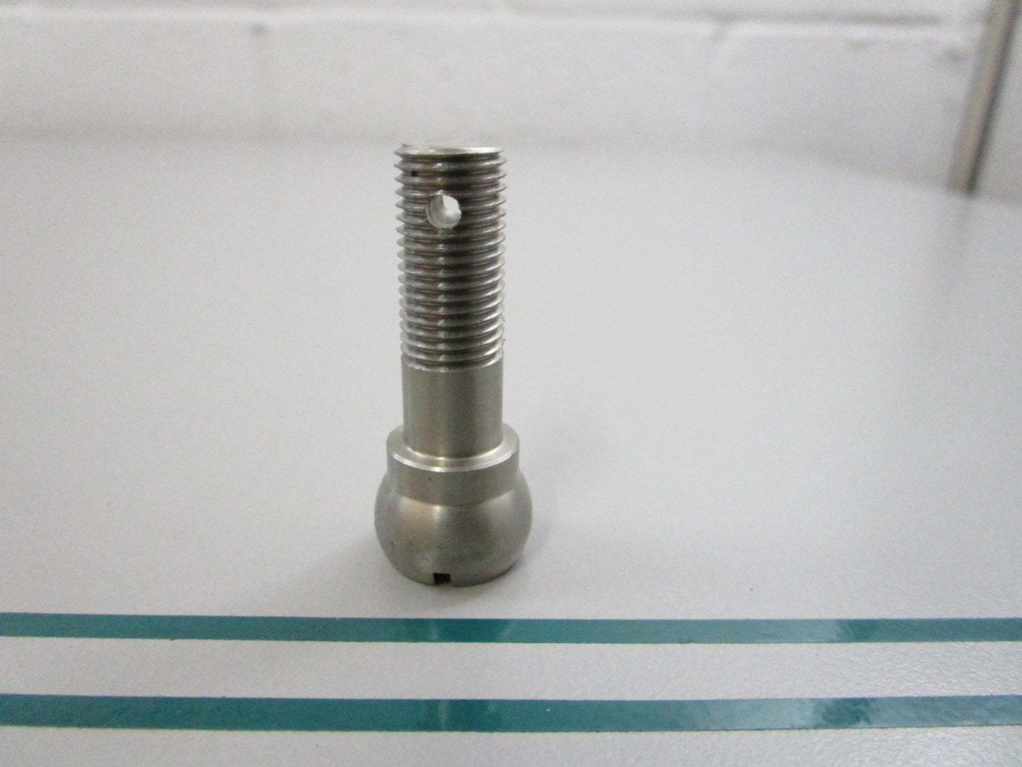 NEW OEM 10-66389 Mercury Quicksilver Screw 0810