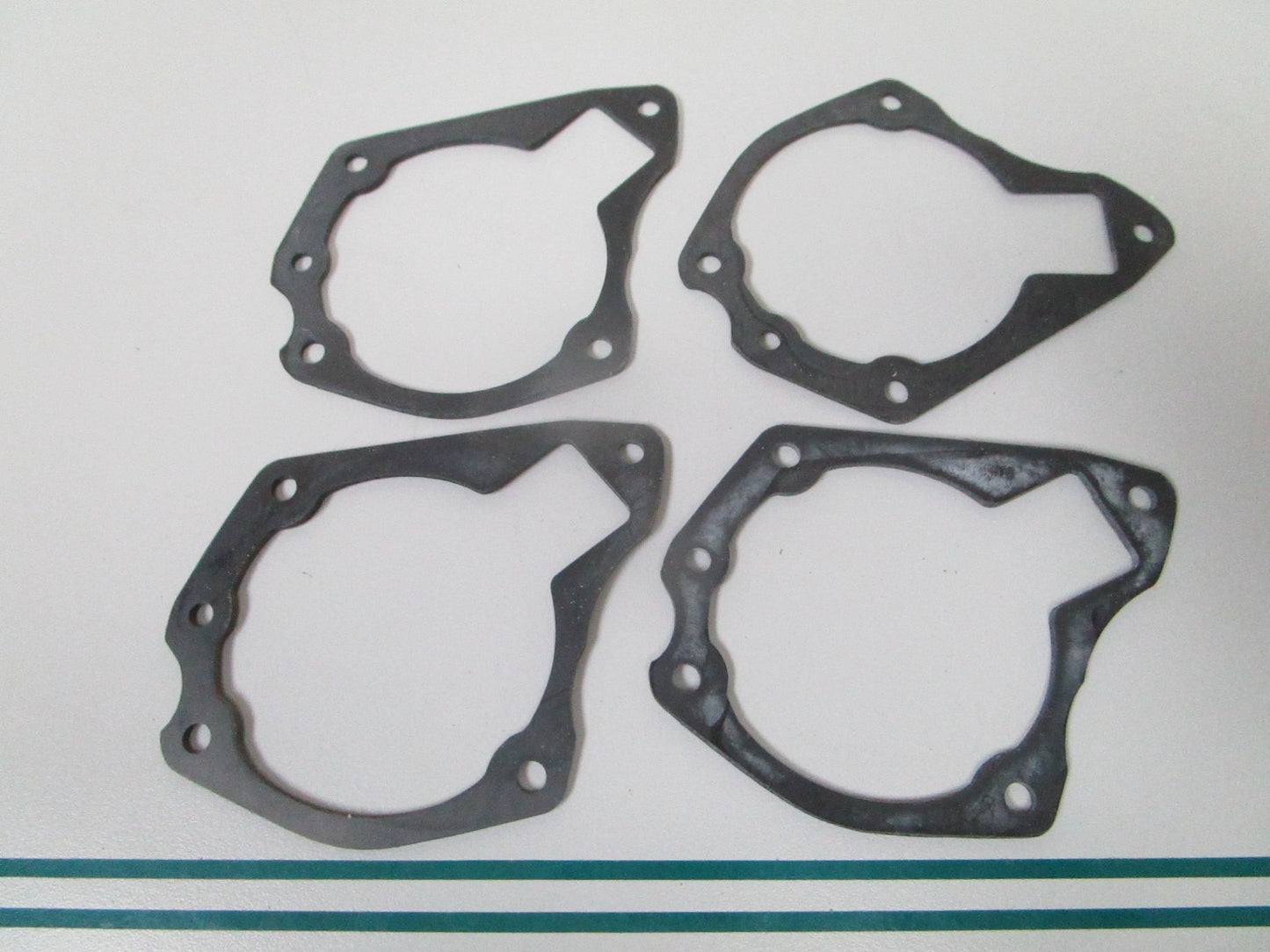 NEW OEM (LOT OF 4) 303750 0303750 OMC Johnson Evinrude Float Bowl Gasket 0810