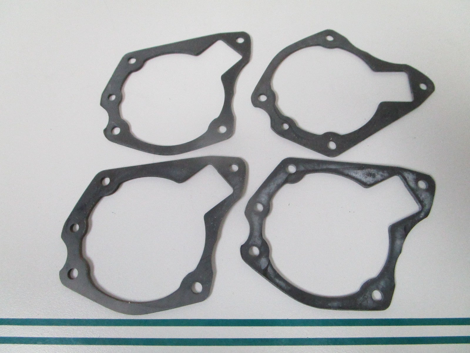 NEW OEM (LOT OF 4) 303750 0303750 OMC Johnson Evinrude Float Bowl Gasket 0810