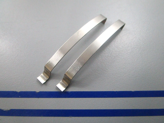 NEW OEM (LOT OF 2) 312482 0312482 OMC Johnson Evinrude Spring Clip 0810