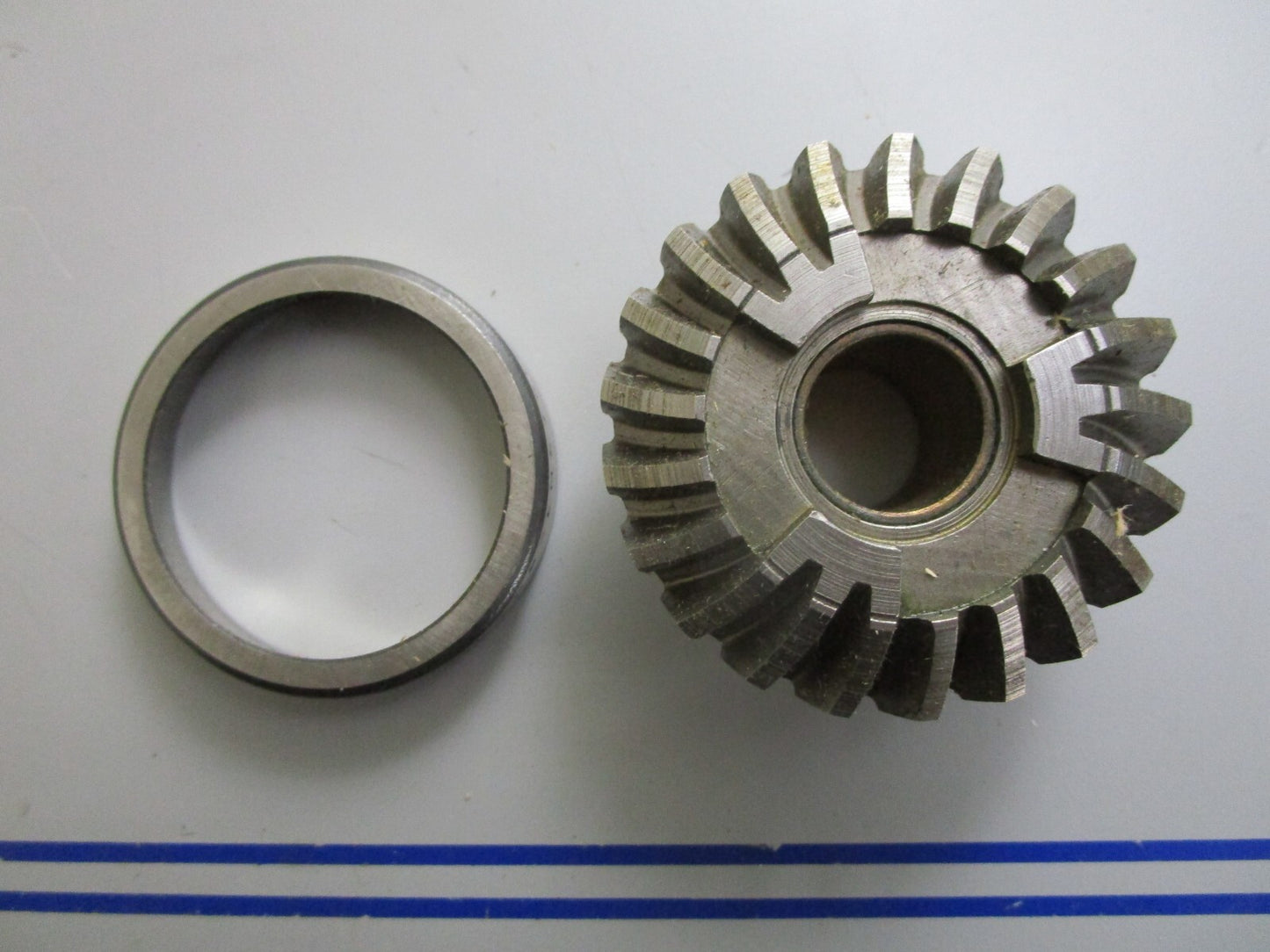 *NEW OEM* 0820 Chrysler Force Gear & Bearing Assy S474023