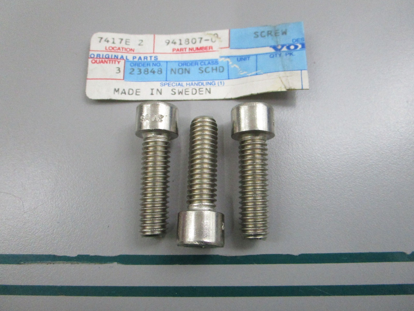 NEW OEM (LOT OF 3) 941807 Volvo Penta Hex Screw Socket 0810