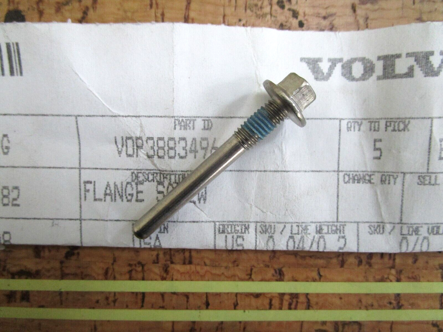 *NEW OEM* 0810 Volvo Penta Flange Screw 3883496