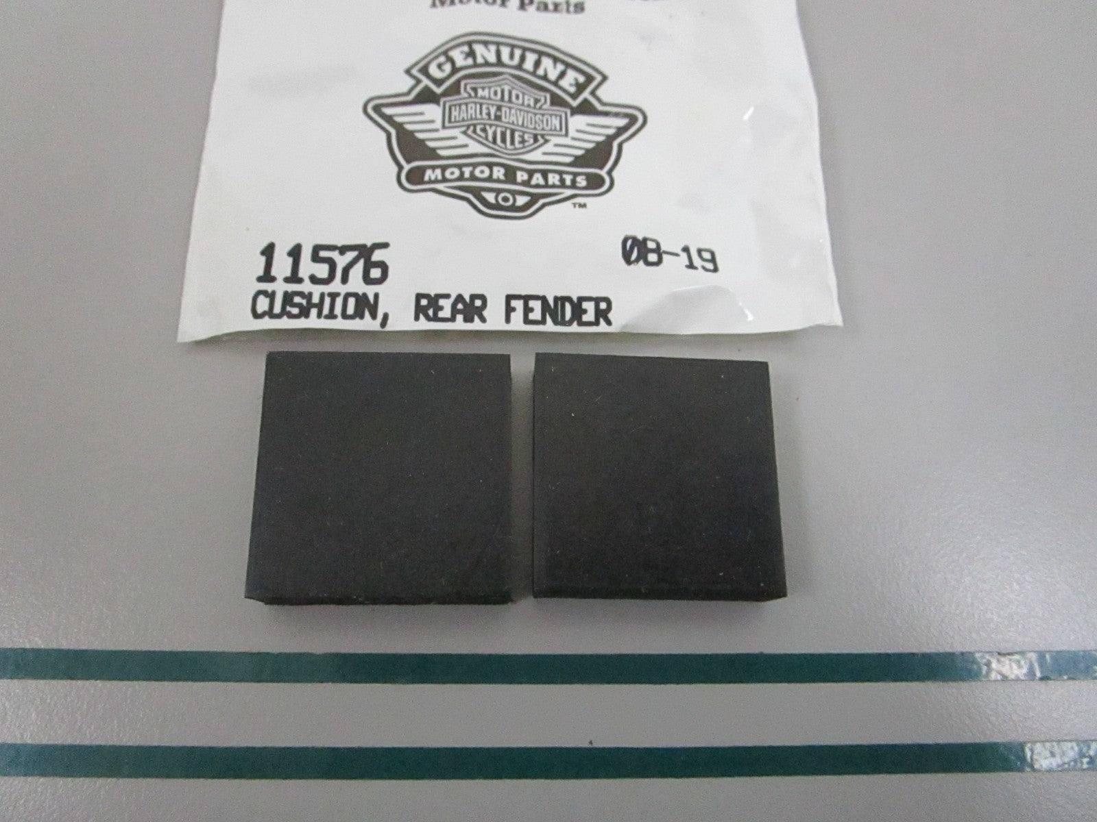 NEW OEM 11576 Harley Davidson 2 Rear Fender Cushion Set 0810