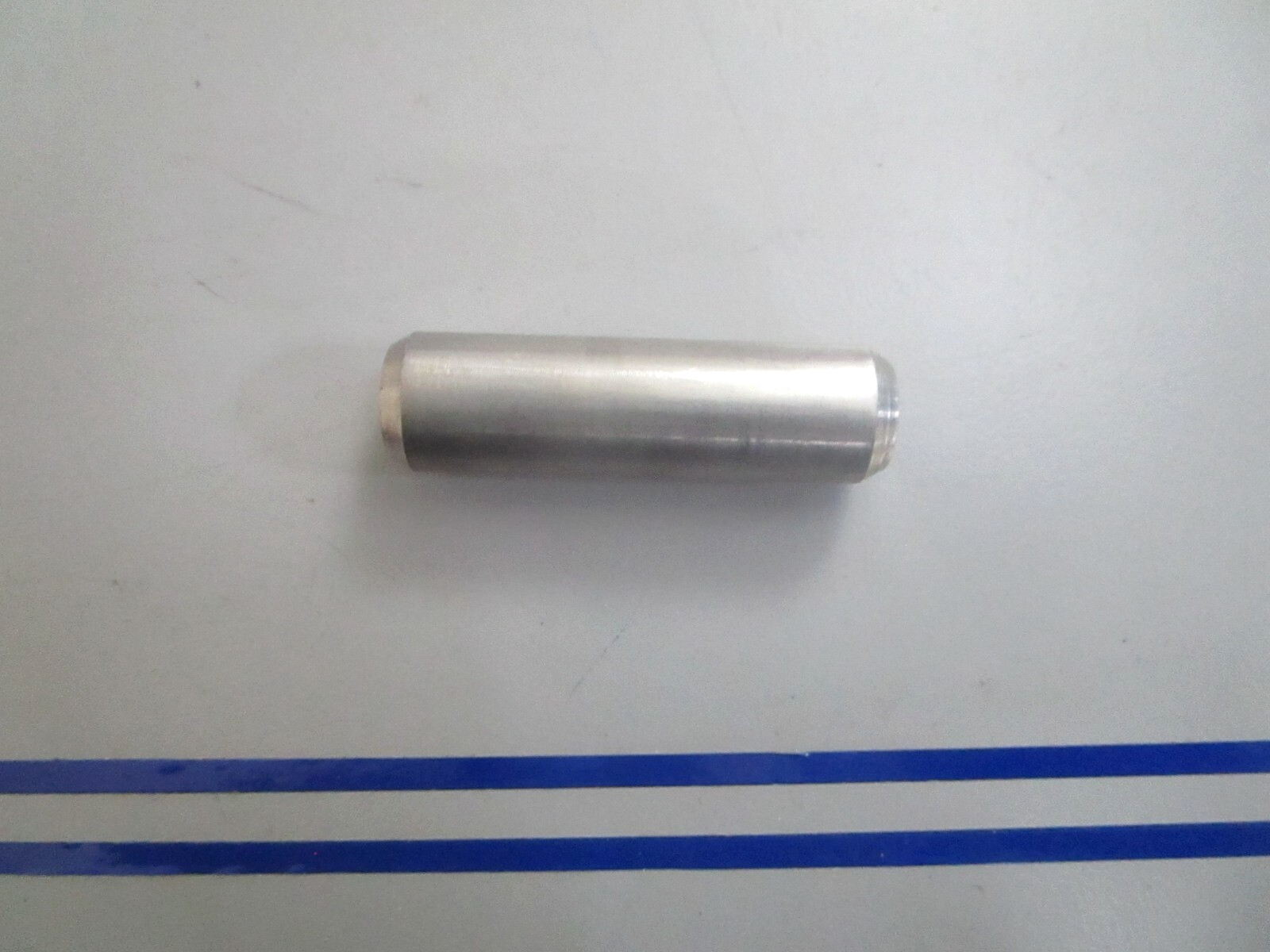 *NEW OEM* 0810 Volvo Penta Pin 3852549