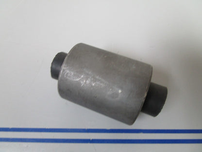 *NEW OEM* 0720 Volvo Penta Trailing Arm Bushing 1229714