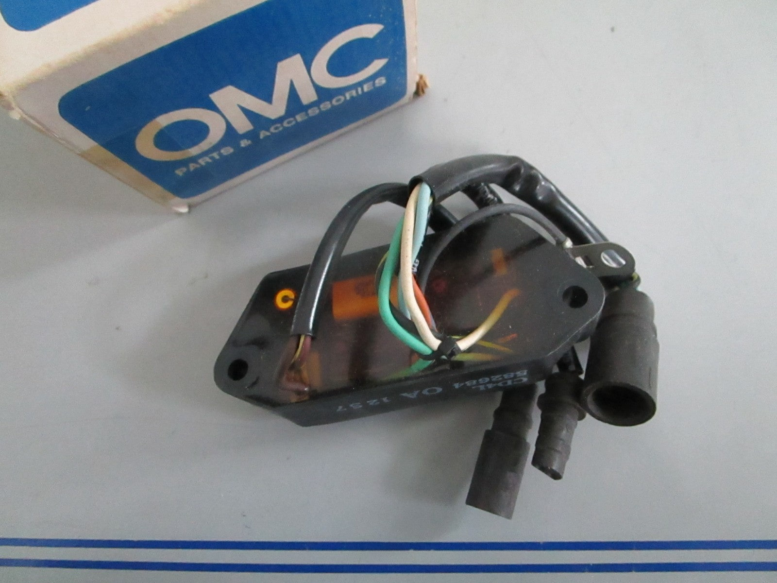 NEW OEM 582684 0582684 OMC Johnson Evinrude Power Pack Assy 0820