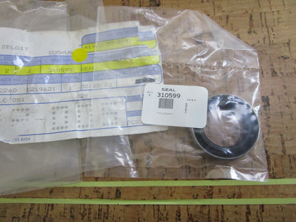 *NEW OEM* 0810 OMC Johnson Evinrude Seal 310599 0310599