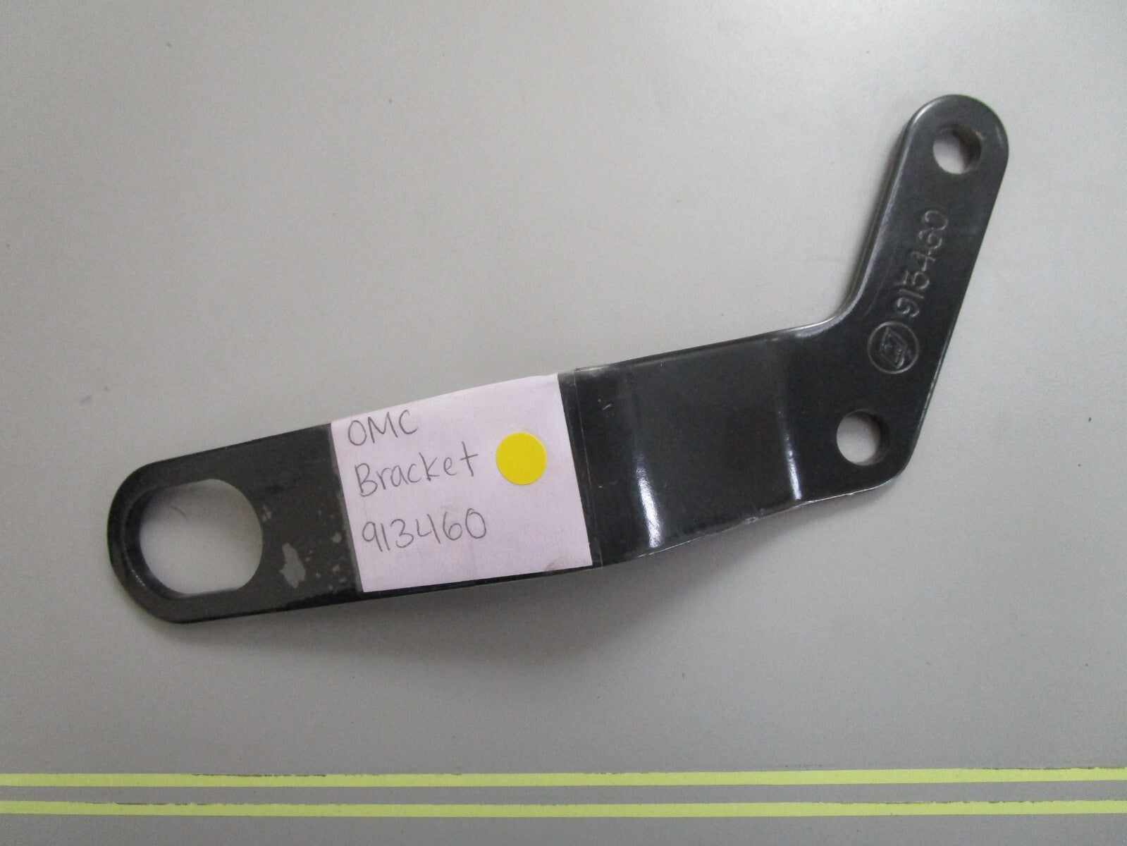 *NEW OEM* 0820 OMC Johnson Evinrude Bracket 913460 0913460