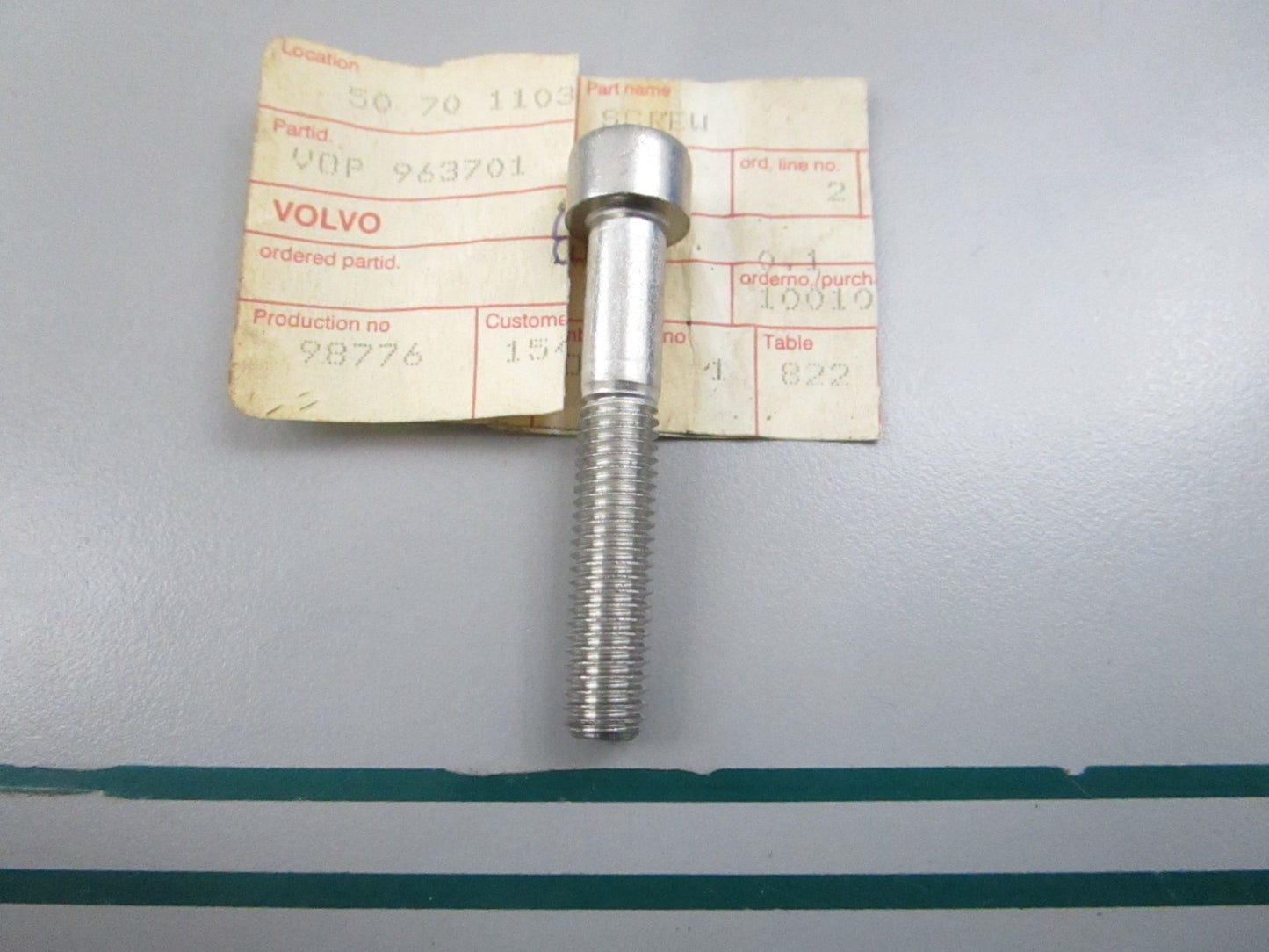 NEW OEM 963701 Volvo Penta Hexagon Socket Screw 0810