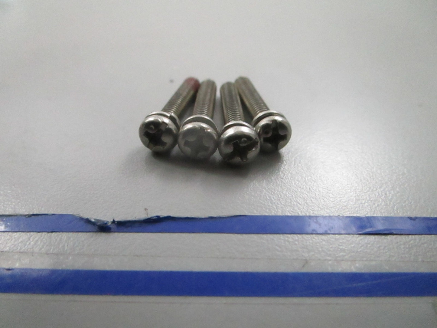 *NEW OEM* (LOT OF 4) 0810 Tohatsu Screw 922532-6525 9225326525