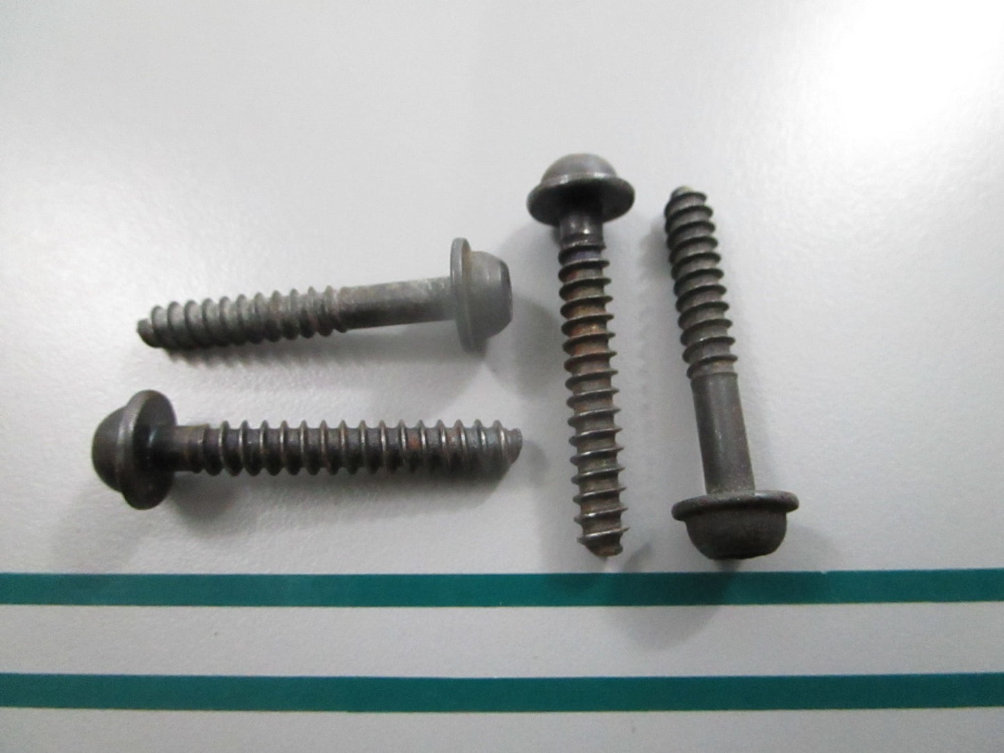 NEW OEM (LOT OF 4) 530015770 Poulan Screw 0810