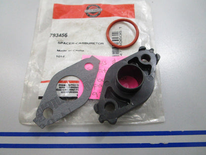 *NEW OEM* 0810 Briggs & Stratton Carburetor Spacer 793456